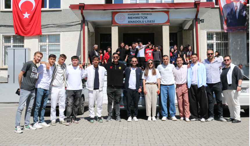 Eskişehirspor’dan gençliğe moral ziyareti