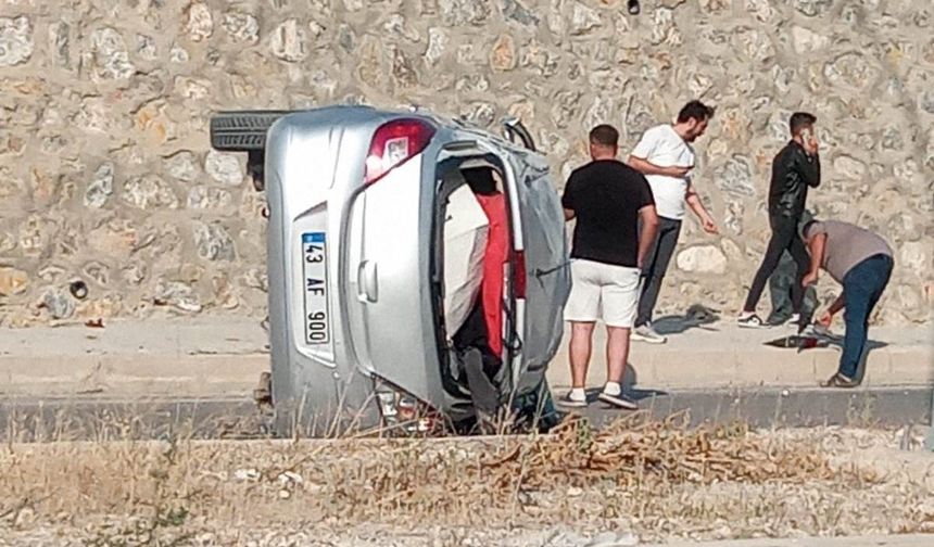 Kütahya’da takla atan aracın sürücüsü yaralandı