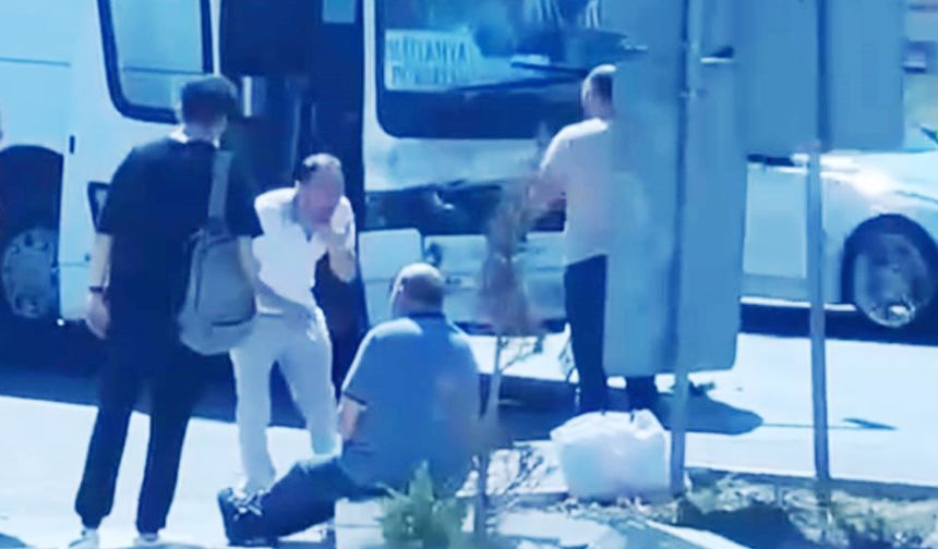 İşçi servisi tankerle çarpıştı: 35 yaralı