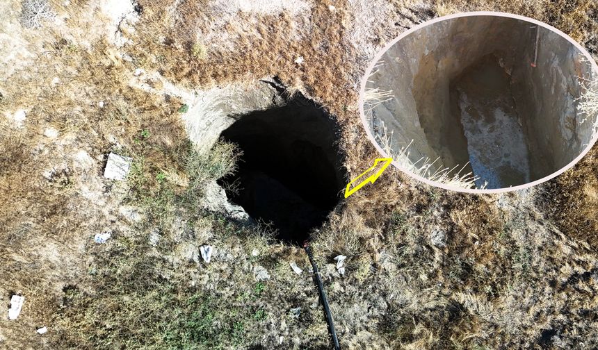 Depremden sonra bu obruk oluştu