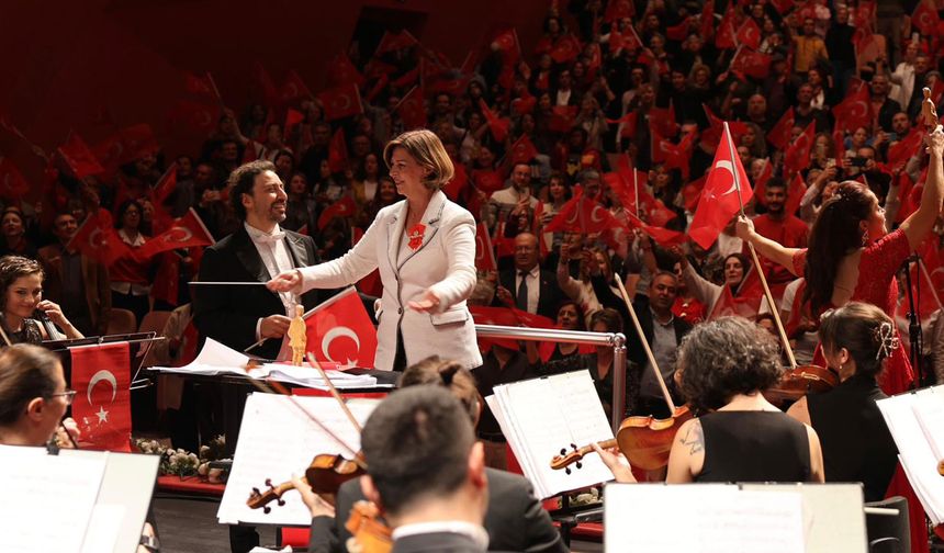 Ayşe Başkan şef koltuğunda!