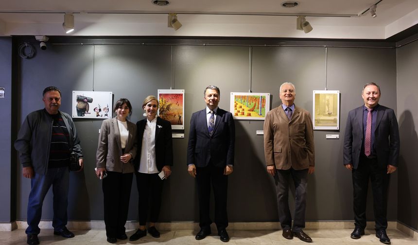 40 yıllık arşiv sanatseverlerle buluştu