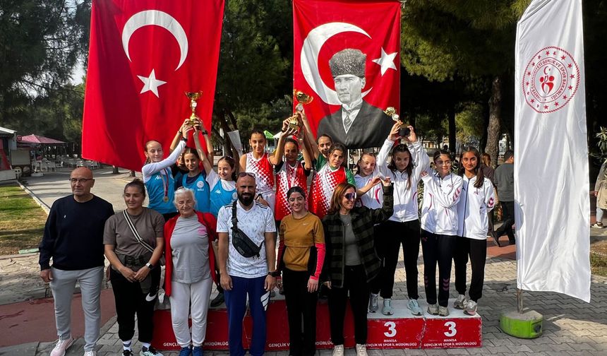 Büyükşehir atletizm takımı sezona fırtına gibi başladı