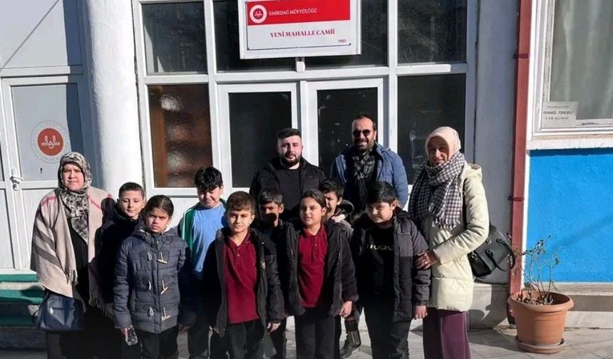 Emirdağ'da öğrencilerden cami ziyareti
