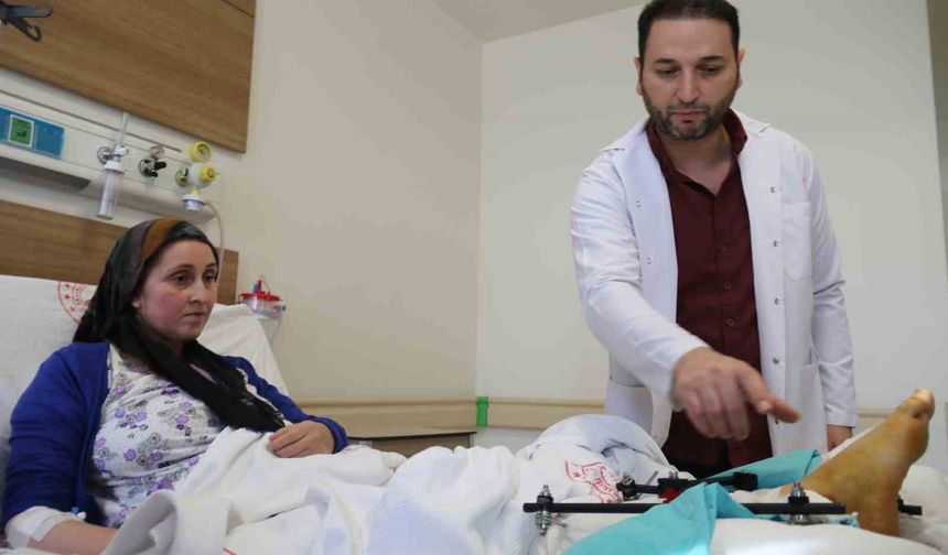 Fabrika işçisinin parçalanan bacakları ampute edilmekten kurtarıldı