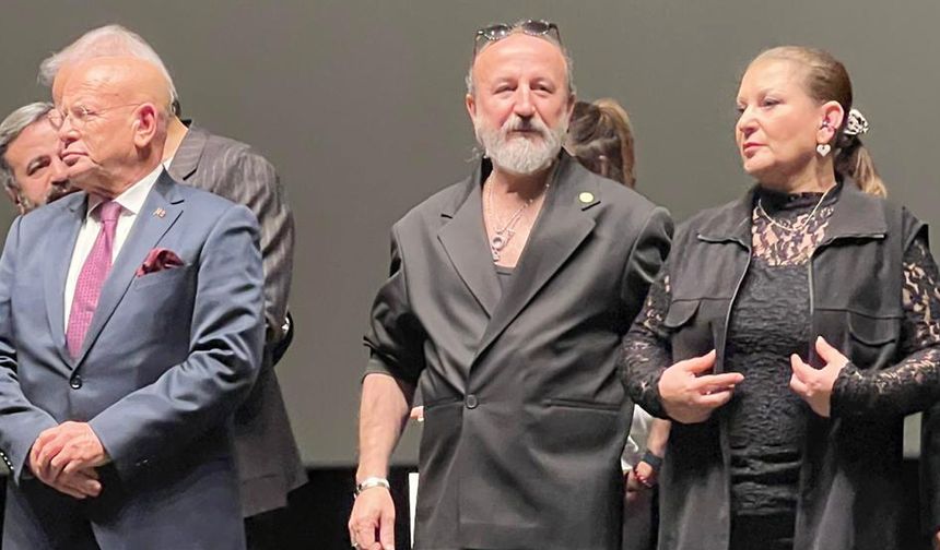 Eskişehirli Kuaför Mustafa Ceylan’a İstanbul’da 3 Ödül