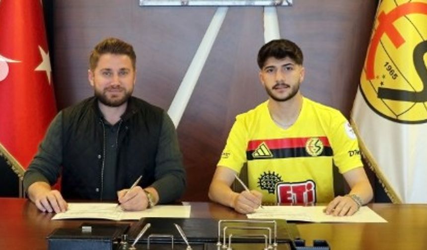 Eskişehirspor, Muhammet Taha Ağdağ’ı Kadrosuna Kattı