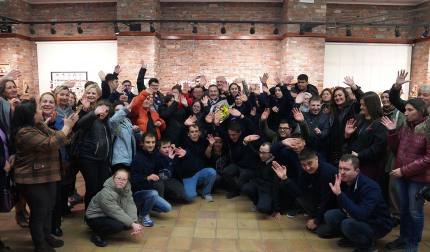 Özel bireylerden özel sergi