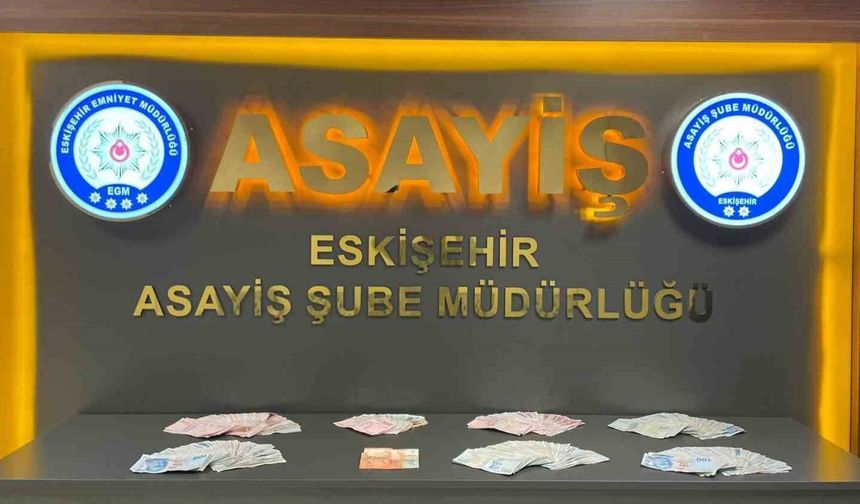 Vatandaşın 508 bin TL'lik ziynet eşyasını dolandıran şüpheli, Eskişehir girişinde yakalandı