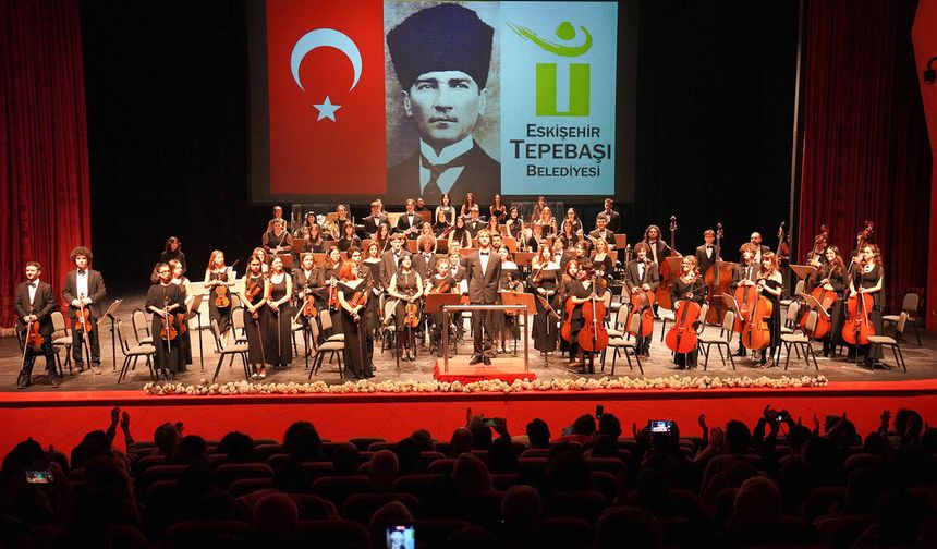 Tepebaşı’nın çocukları 10. yılında 52. konserle sahne aldı