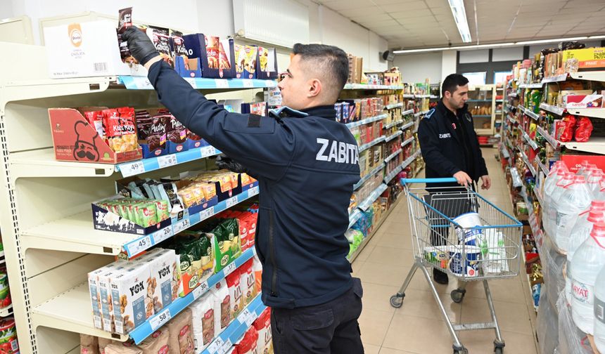 Zincir marketler üç gün süreyle kapatıldı