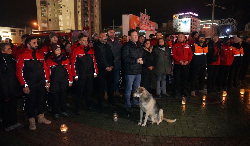 6 Şubat Depremlerinde Hayatını Kaybedenler Tepebaşı’nda Anıldı