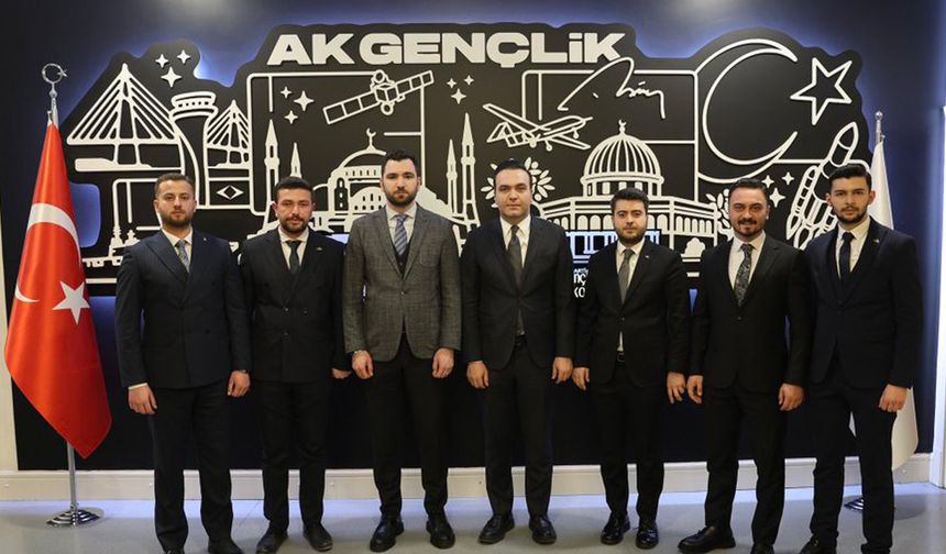 AK Parti Odunpazarı Gençlik Kolları’nda Görev Değişimi