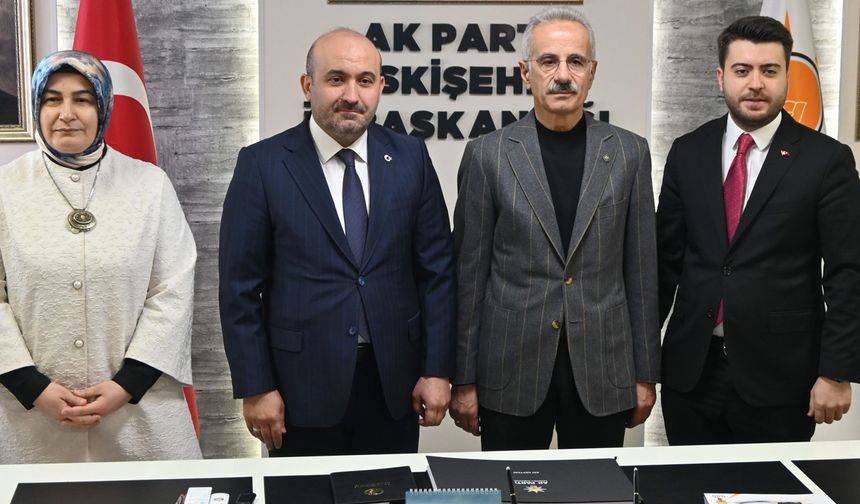 Bakan Uraloğlu, AK Parti teşkilatı ile buluştu