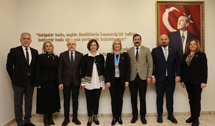 Başkan Ünlüce’ye CHP Heyetinden Ziyaret