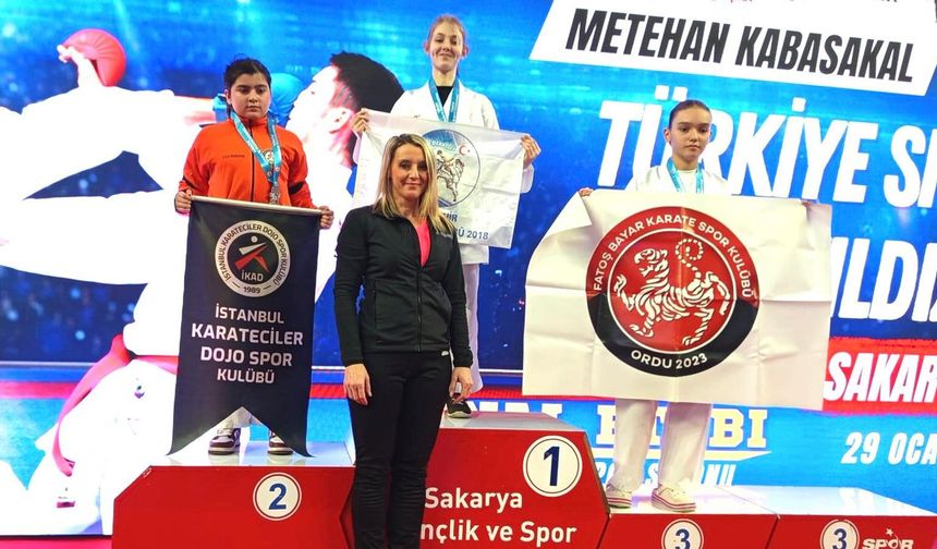 Begüm Tunçbilek Türkiye Şampiyonu Oldu