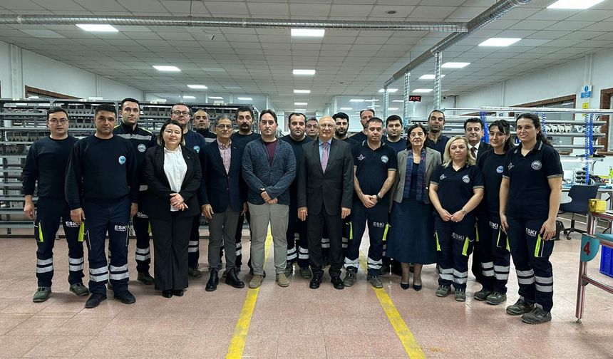 CHP’li vekillerden ESKİ’ye ziyaret