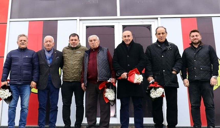 Efsanelerimizden Teknik Direktörümüz Hakan Şapcı’ya Ziyaret