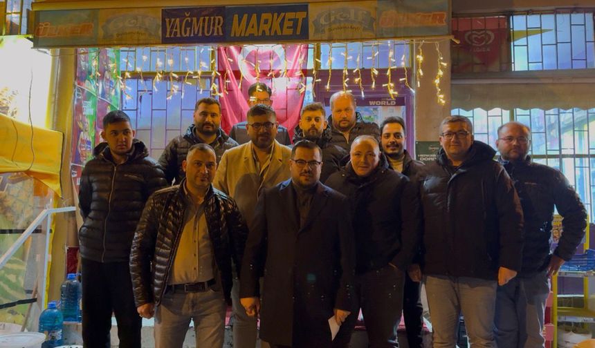 Emirdağlılar Vakfı Başkanı  Pala borç defterlerini kapattı