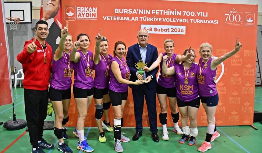 Eskişehirli Veteran Kadın Voleybolcular Türkiye Şampiyonu Oldu