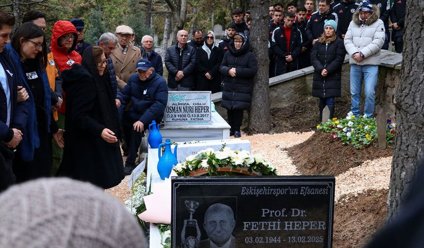 Fethi Heper, Vefatının Birinci Yılında Mezarı Başında Anıldı