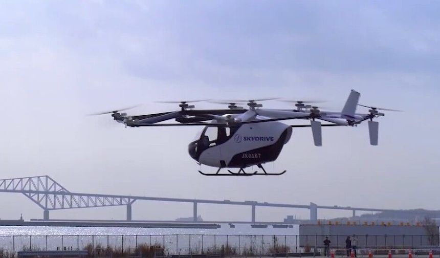 Japon firmanın uçan arabası ilk kez Tokyo semalarında