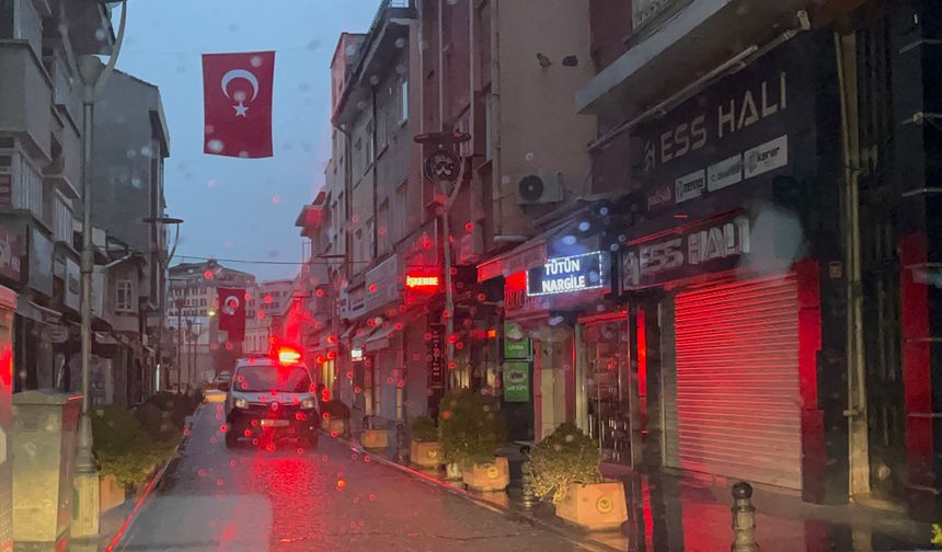 Ocakta unutulan yemekten çıkan gaz anne ve iki oğlunu zehirledi