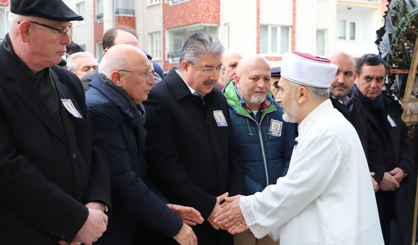 Utku Çakırözer'in babası son yolculuğuna uğurlandı