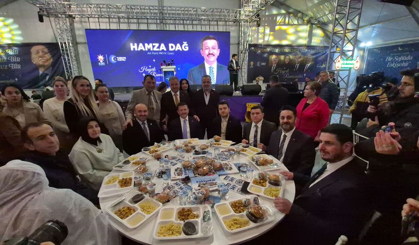 Biz oyunun farkındayız