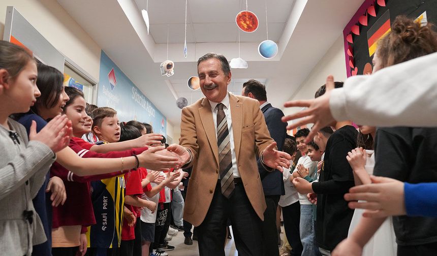 Bugünün öğrencileri yarının yöneticileri olacak