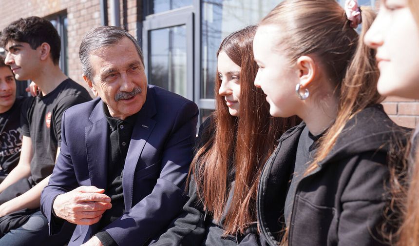 Gençlerin fikirlerine her zaman ihtiyacımız var