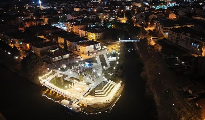 İskele 26’ya ışıl ışıl dokunuş ve yeni köprü