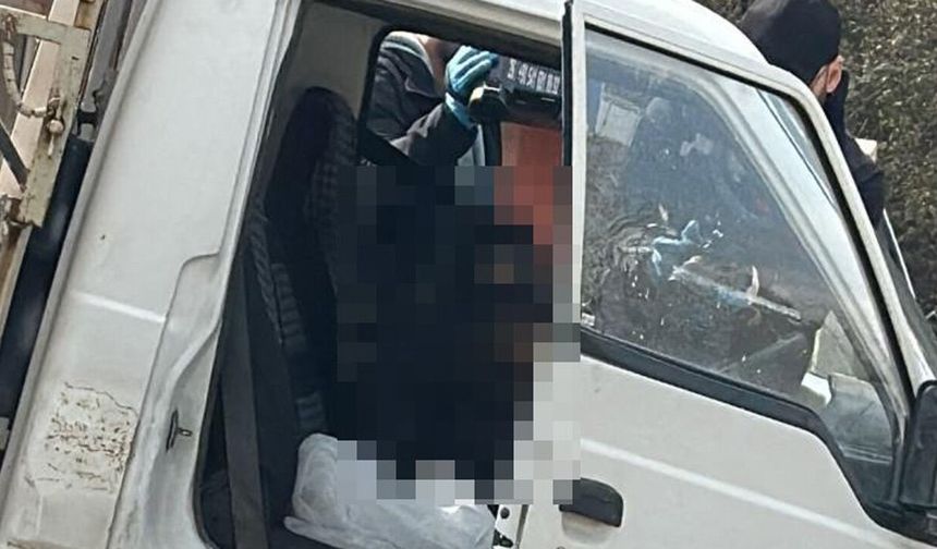 Sınıf öğretmeni arabasında ölü bulundu