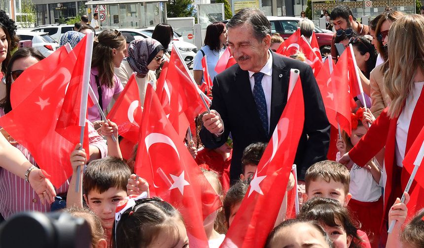 Başkan Ataç’ın 23 Nisan Ulusal Egemenlik Ve Çocuk Bayramı Mesajı