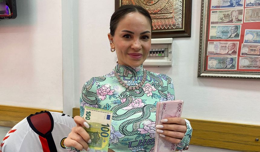 Bir anlık dalgınlıkla verilen 100 euro'yu müşteri geri getirdi