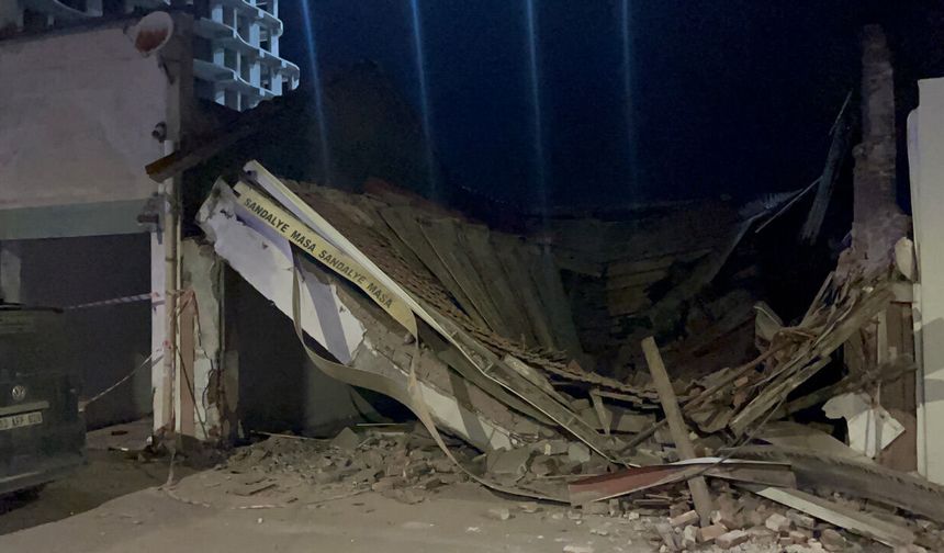 Eskişehir'de metruk iş yeri yıkıldı!