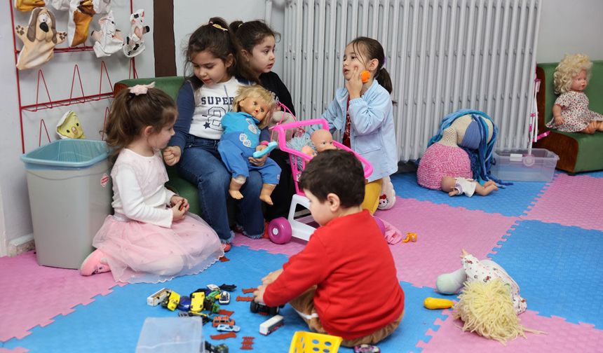 ESMEK İle Yaşam Boyu Öğrenme Eskişehirlilerden Kurslara Yoğun İlgi