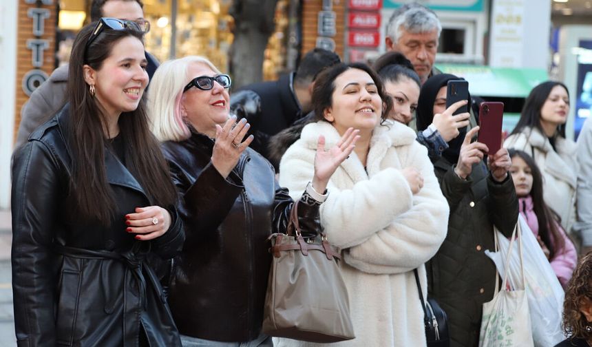 Her ayın 26’sı sokakta müzik var