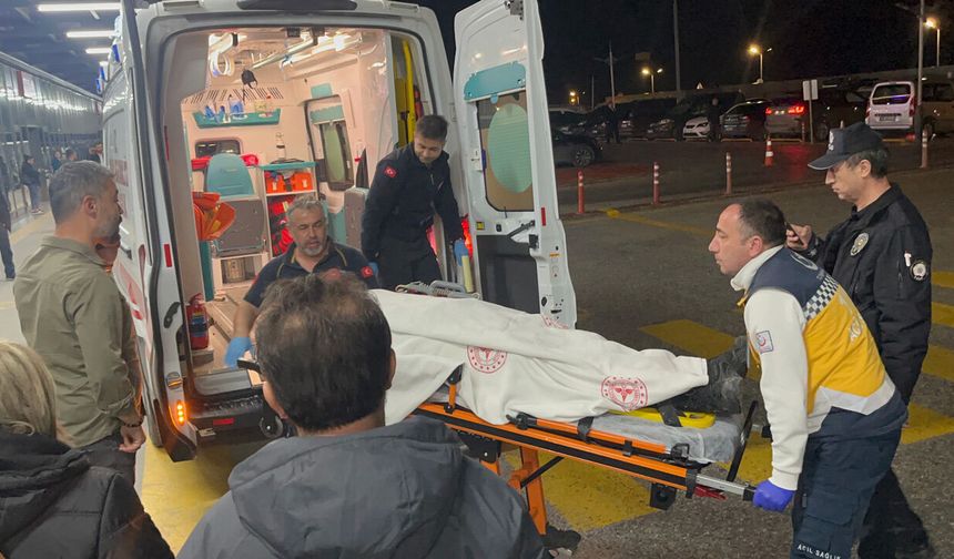 Kazada yaralanan Günyüzü Kaymakamı ve şoförü hastaneye getirildi