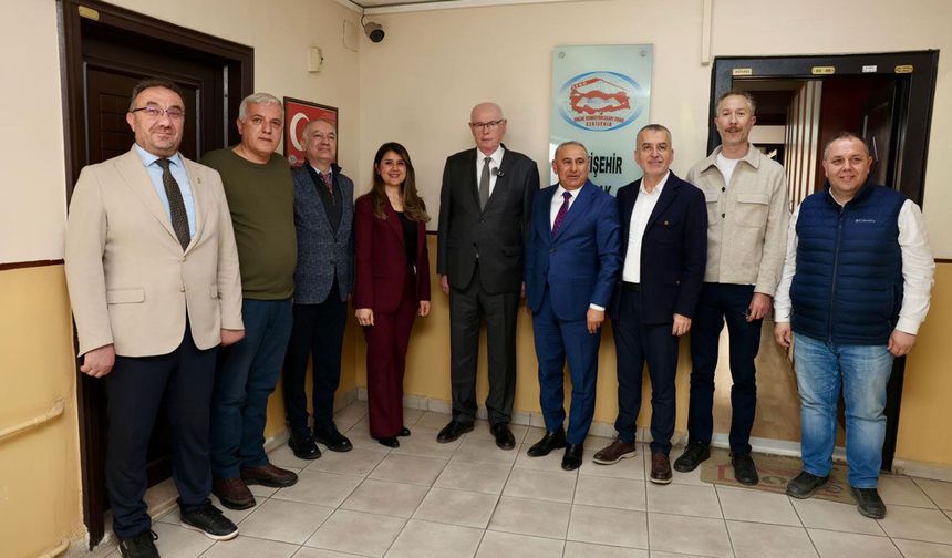 Kazım Kurt’tan esnaf odalarına ziyaret