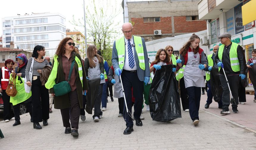 Kurtuluş Mahallesi’nde “Örnek Cadde” hareketi başladı