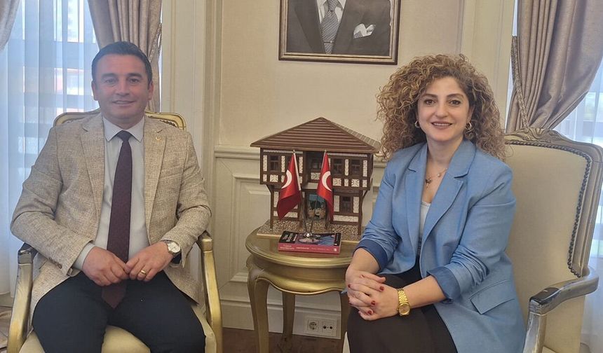 Makamdan korkup doğru bildiğimizi söylemekten kaçınmayız