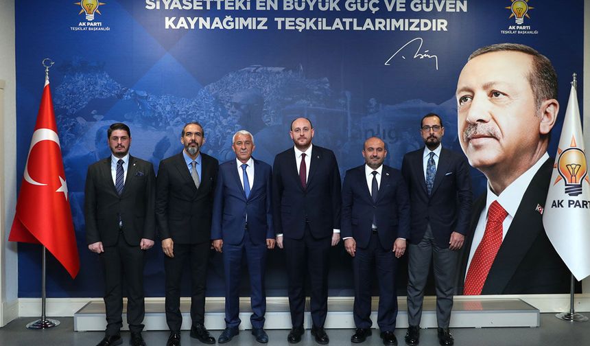 AK Parti Mihalgazi’de görev değişimi: Ali Özdemir ilçe başkanı oldu