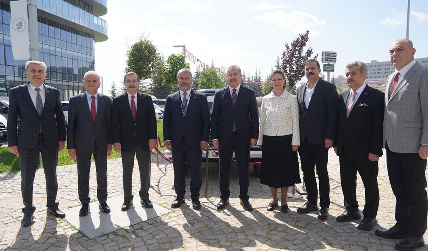 Başkan Ünlüce’den sempozyumda anlamlı plaka vurgusu