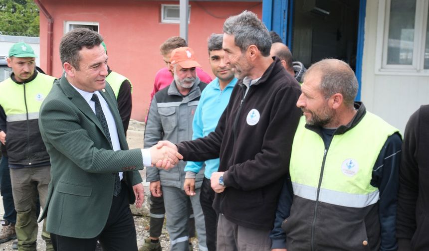 Dökmeci’den personele bayram ikramiyesi
