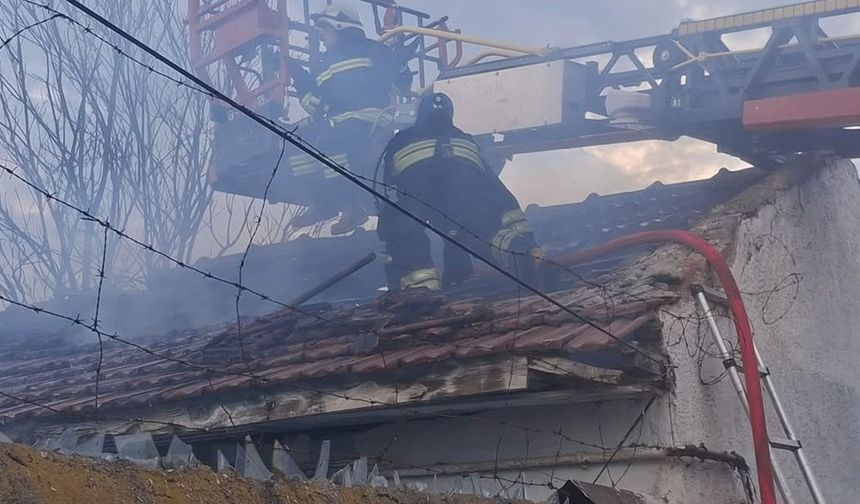 Eskişehir'de müstakil evde korkutan yangın