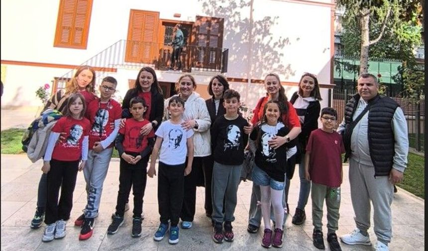 Minik yürekler Ata’nın izinde