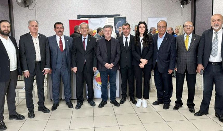 Türkiye Gazeteciler Cemiyetleri  Basın Vakfı Görev Bölümü Yaptı