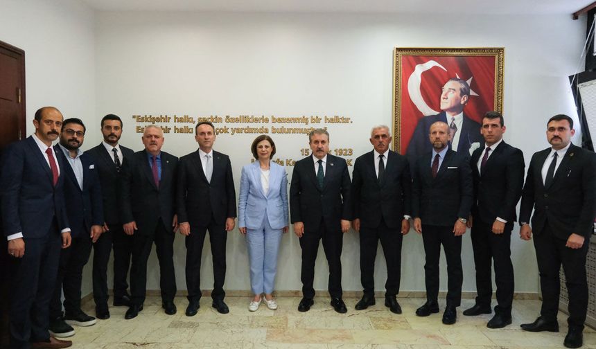 Destici’den başkan ünlüce’ye ziyaret