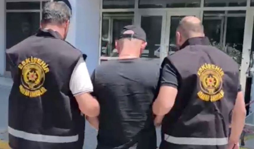 Eskişehir'de cinayet hükümlüsü 2 firari  yakalandı
